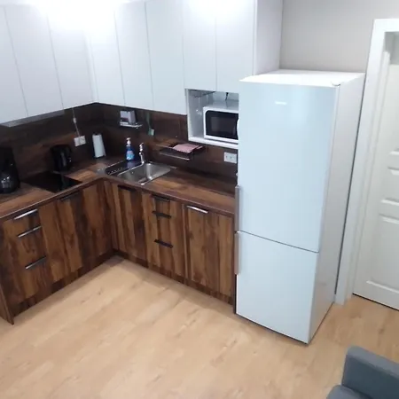 Apartment By The Bar