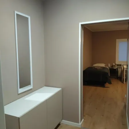 Apartment By The Bar