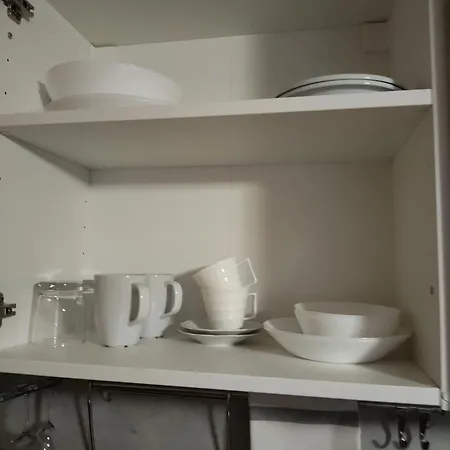 Apartment By The Bar *