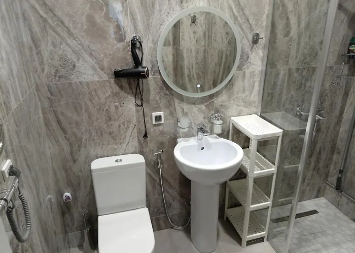 By The Bar إيماترا