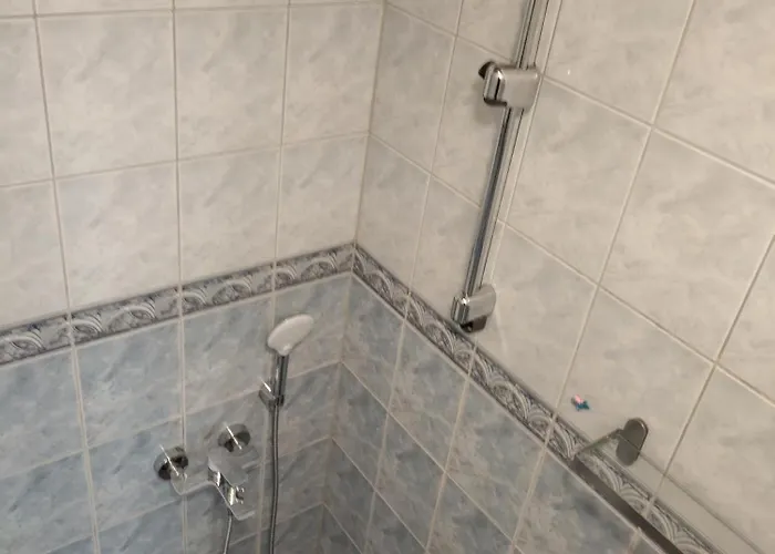 By The Bar إيماترا