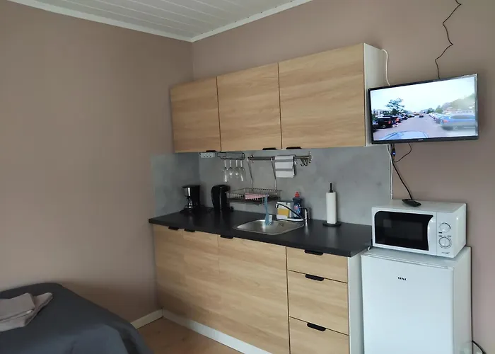 By The Bar * إيماترا